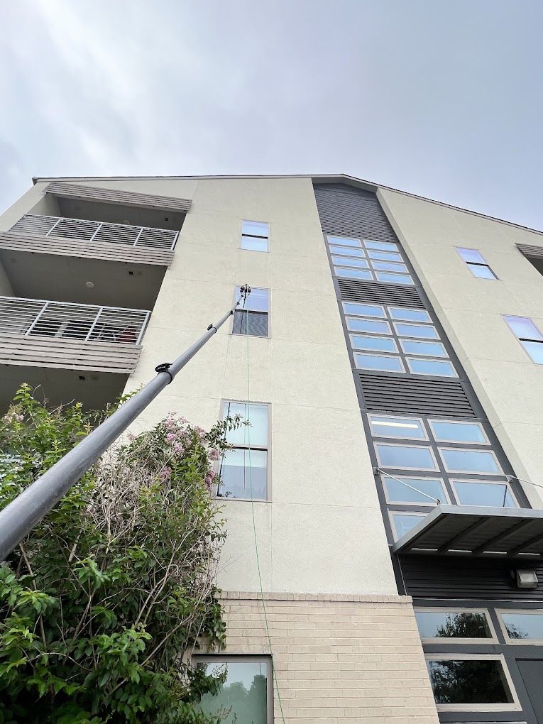 Blu's window cleaning job in Fort Worth